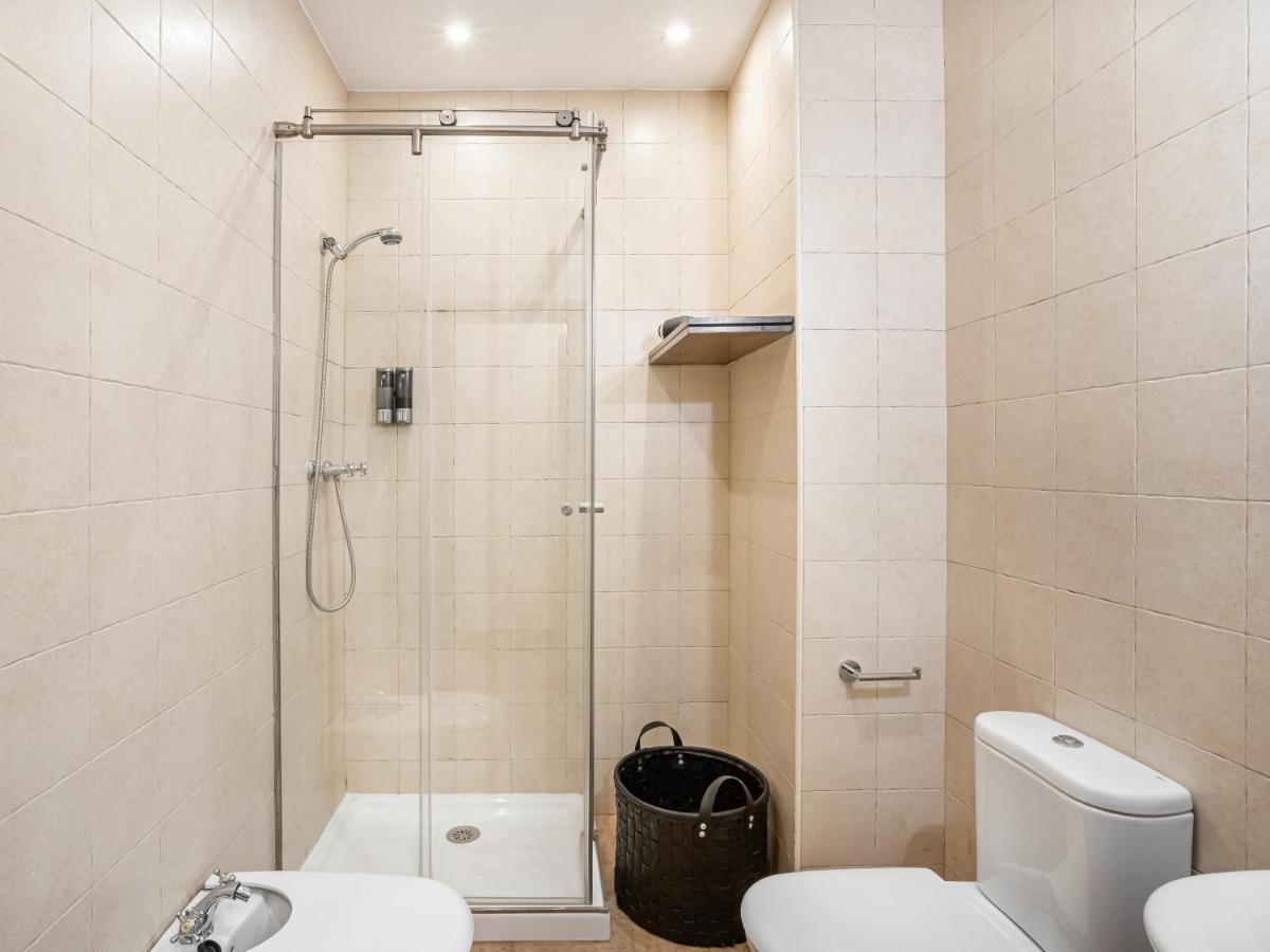 Limehome Granada Calle Santa Ana Екстериор снимка