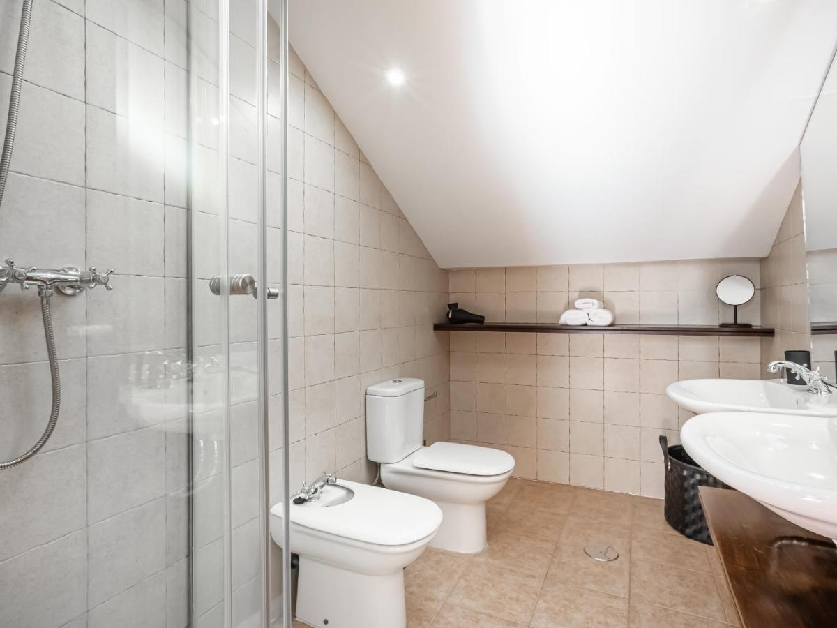 Limehome Granada Calle Santa Ana Екстериор снимка