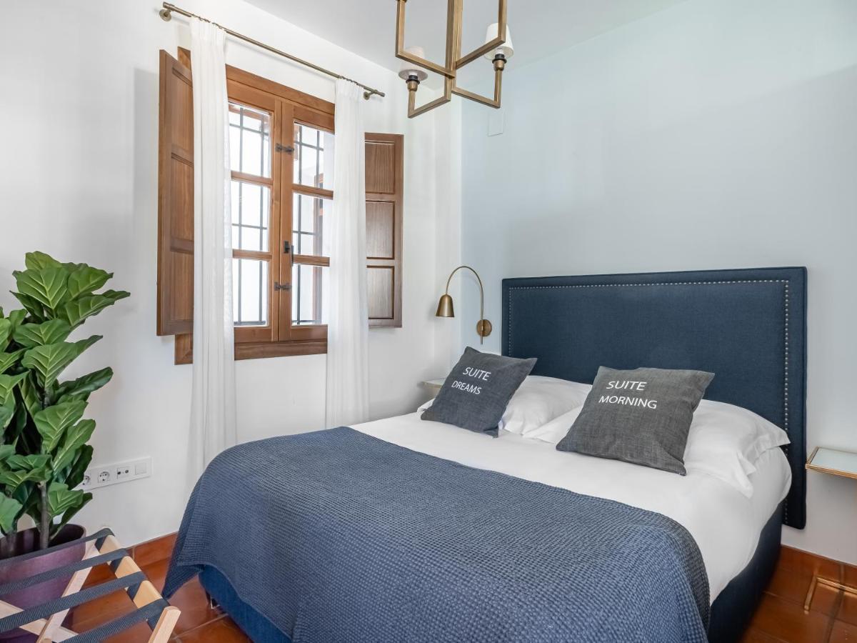 Limehome Granada Calle Santa Ana Екстериор снимка
